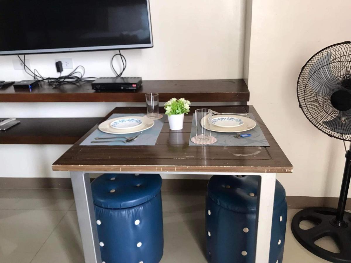 Mabolo Garden Flat A6 With Free Rooftop Pool Cebu Exterior photo