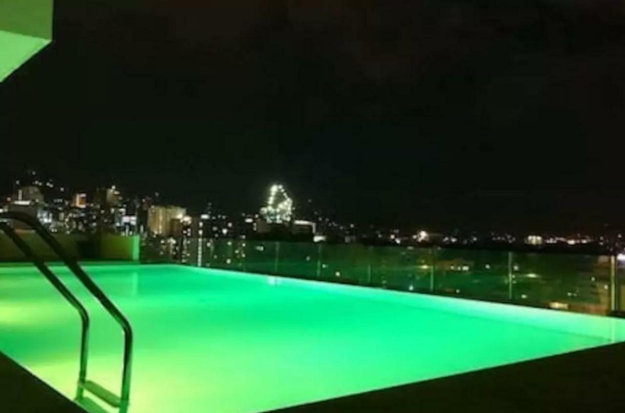 Mabolo Garden Flat A6 With Free Rooftop Pool Cebu Exterior photo